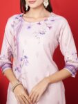 2a62496f-c076-442c-9e27-2cfc707e2c141734525679421LabelKhojWomenFloralPrintedFlaredSleevesThreadWorkKurta1.jpg