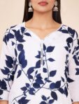 62ab9243-cf8e-423e-b964-e28e3776e5821709722450311LabelKhojWomenFloralPrintedThreadWorkKurta1.jpg