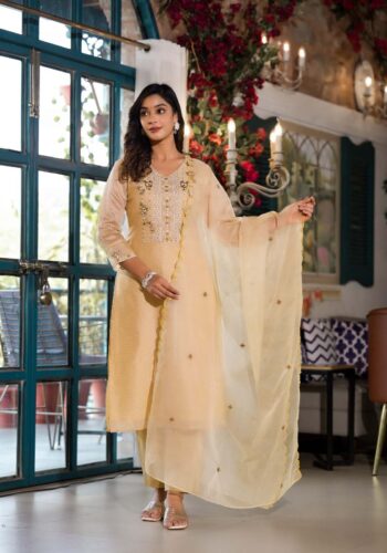 Label Khoj Women Silk blend Kurta ,trouser and dupptta set