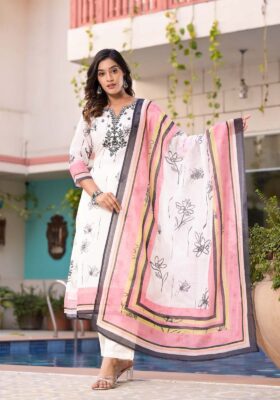 Label khoj lilen kurta , trouser and dupptta set