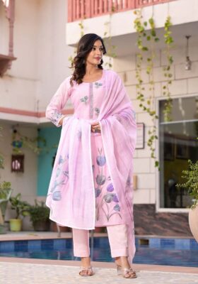 Label khoj lilen kurta , trouser and dupptta set