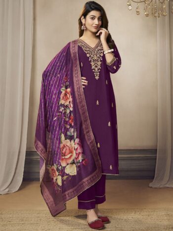 Label khoj women silk blend printed  kurta set
