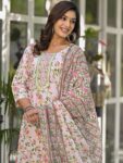 818e3ecb-14e7-4a70-91d2-c3a233e8832e1734530546889LabelkhojwomenCottonprintkurtaSetPEACHColor1.jpg