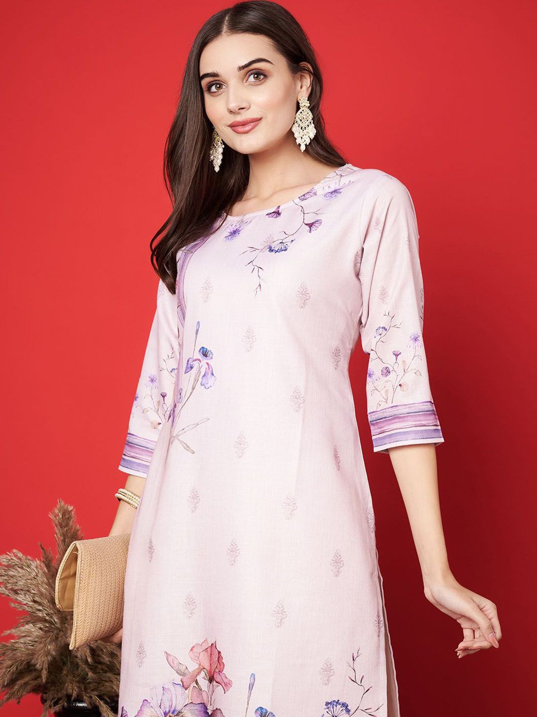 b3269a6a-1b9d-418c-bd5a-1a5fef7c27a01734525679402LabelKhojWomenFloralPrintedFlaredSleevesThreadWorkKurta7.jpg