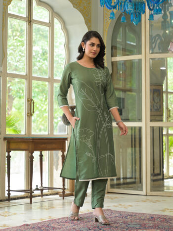 Label Khoj Women Chinon Silk Embroidery Work Kurta & Bottom Set