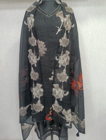 Label Khoj Women Lilen kurta, trouser and dupptta set