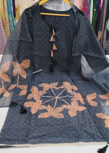 Label Khoj Women Lilen kurta, trouser and dupptta set