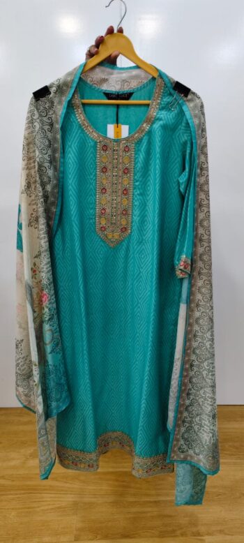 Label khoj Maslin shimmer kurta , trouser and dupptta set