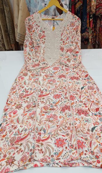 Label khoj viscose rayon printed kurti and sleeve lace