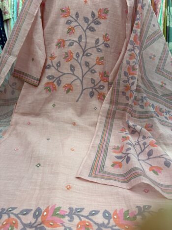 Label khoj lilen kurta , trouser and dupptta set
